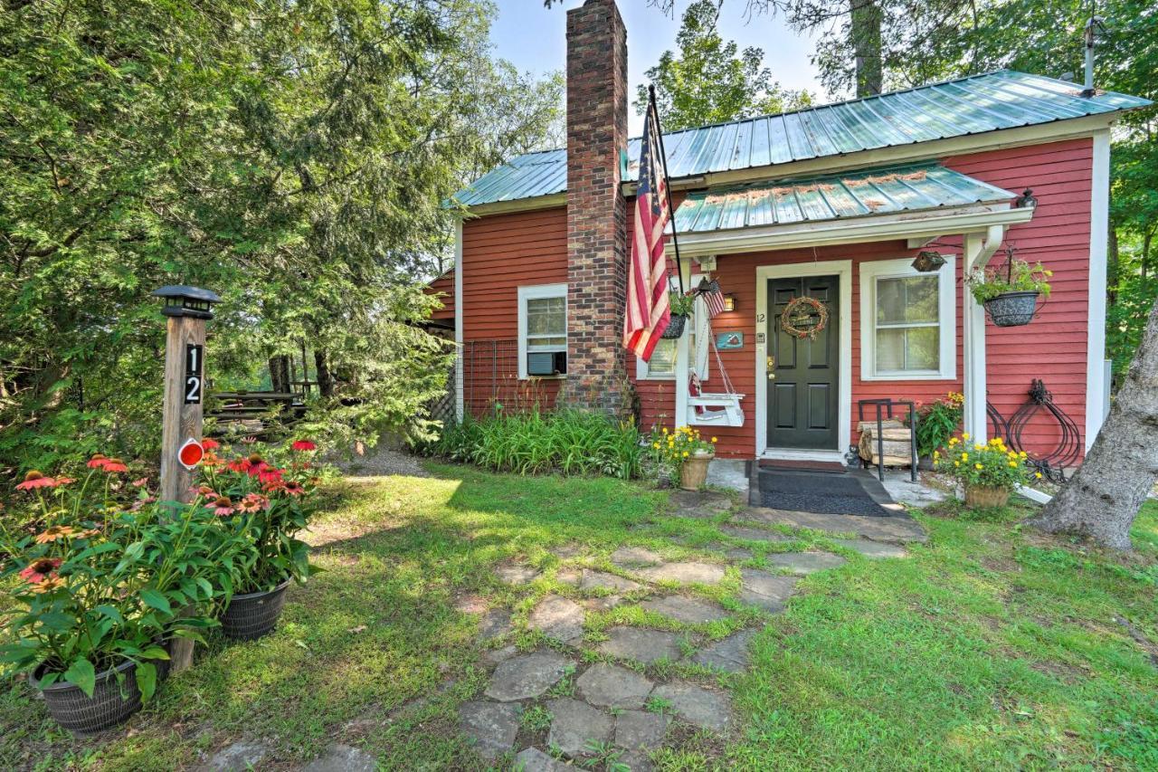 Adirondack Mountains Cottage Near Gore Mountain! Warrensburg Экстерьер фото